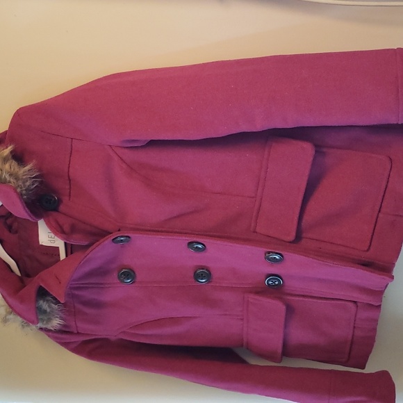 Coat - Picture 1 of 2